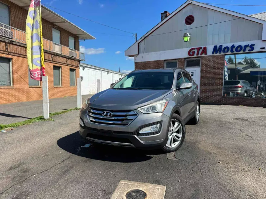 2013 Hyundai Santa Fe 2.0T Sport photo 1