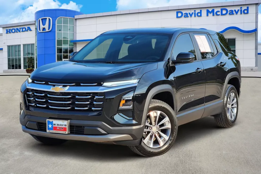 2026 Chevrolet Equinox LT photo 1