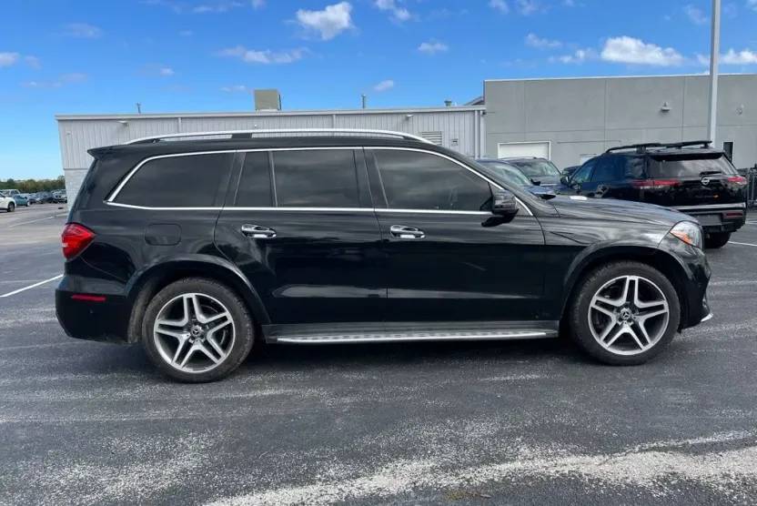 2018 Mercedes Benz GLS 550 4MATIC photo 1