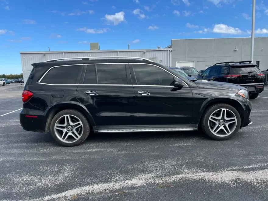 2018 Mercedes Benz GLS 550 4MATIC photo 1