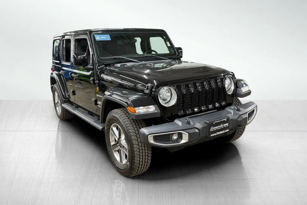 2018 Jeep Wrangler Unlimited Sahara photo 1