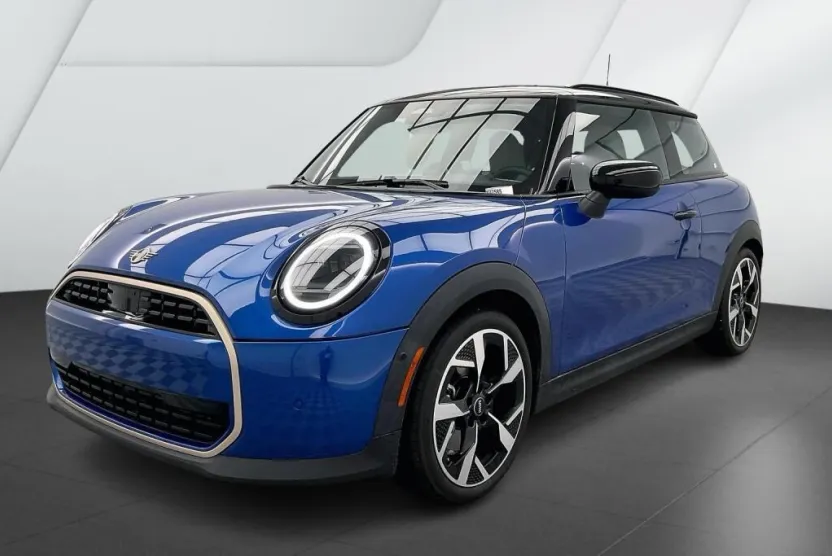 2025 Mini Cooper 2 Door Hardtop photo 1