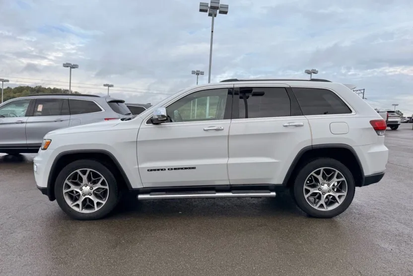 2020 Jeep Grand Cherokee Limited photo 1