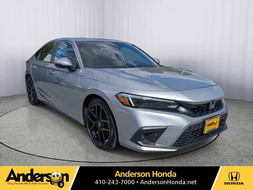 2023 Honda Civic Hatchback Sport Touring photo 1
