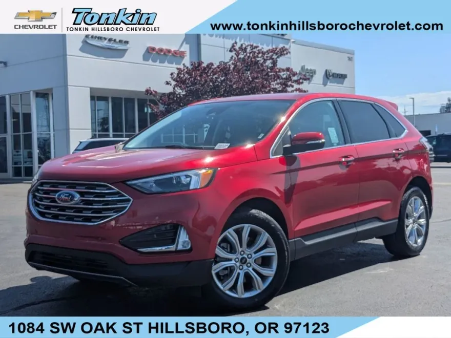 2024 Ford Edge Titanium photo 1