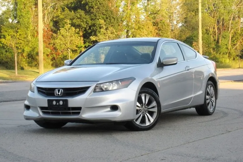 2012 Honda Accord LX photo 1