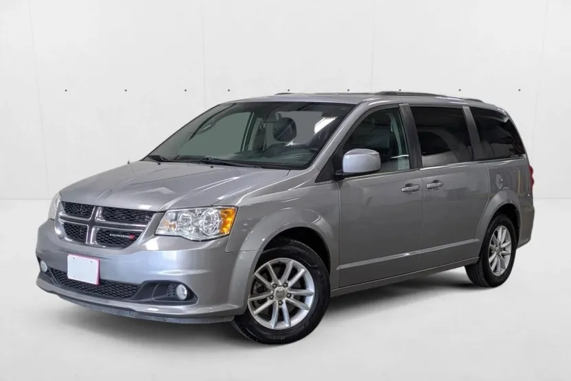 2019 Dodge Grand Caravan SXT photo 1