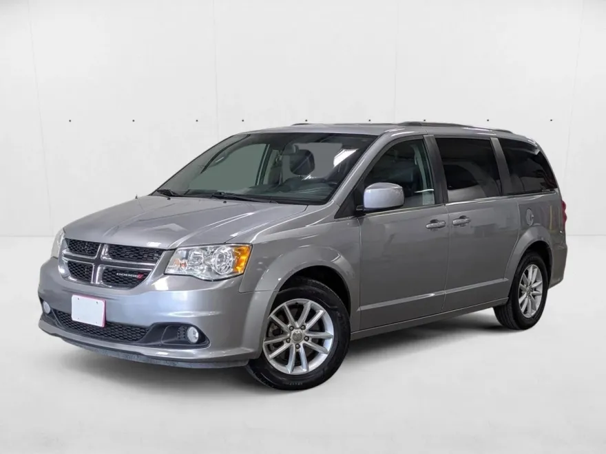 2019 Dodge Grand Caravan SXT photo 1