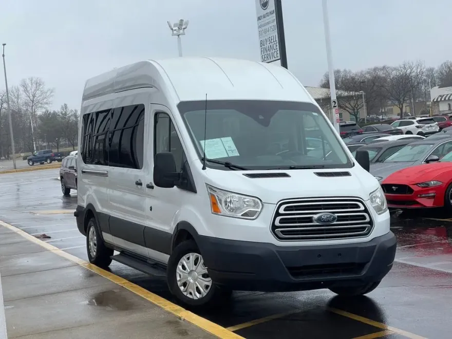 2018 Ford Transit photo 1