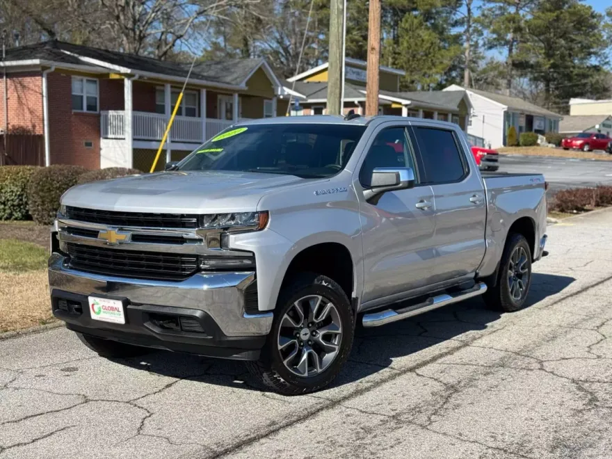 2020 Chevrolet Silverado 1500 LT photo 1