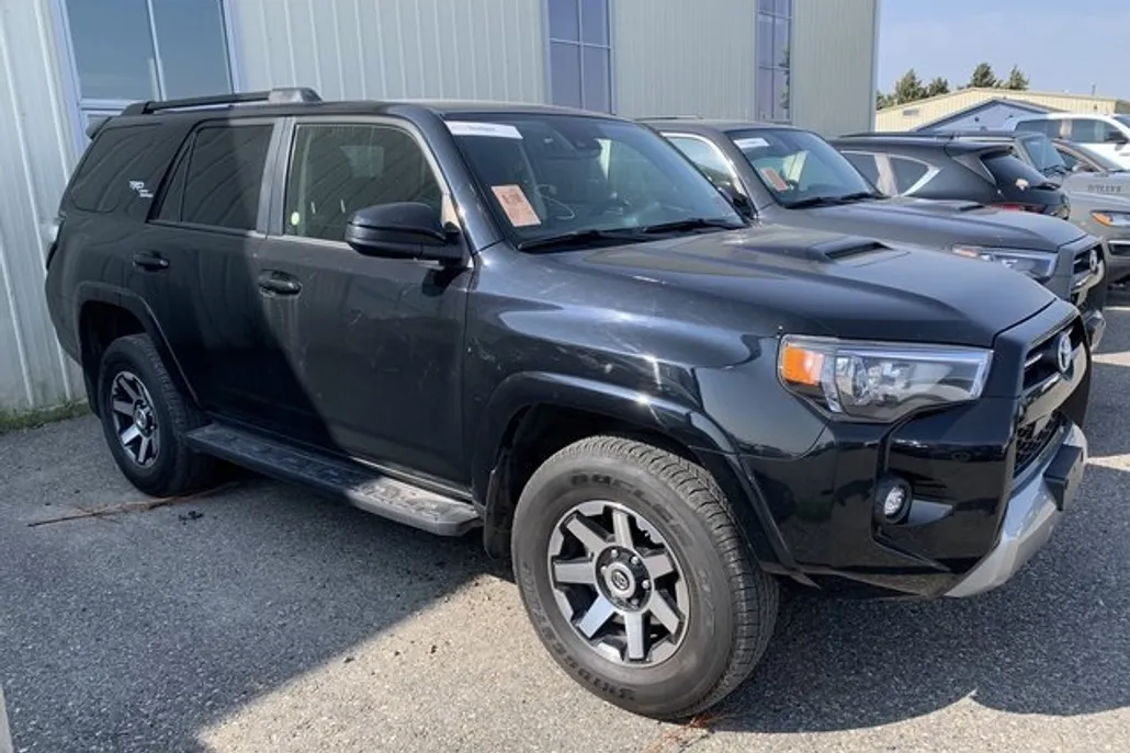 2024 Toyota 4Runner TRD Off-Road photo 1