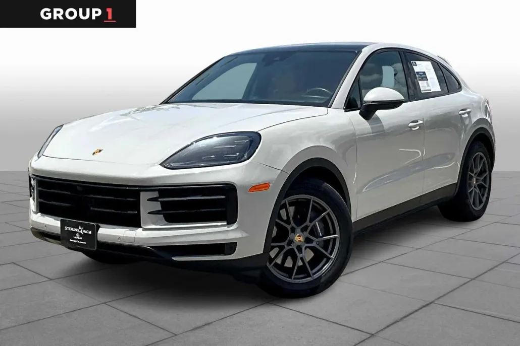 2024 Porsche Cayenne Coupe photo 1