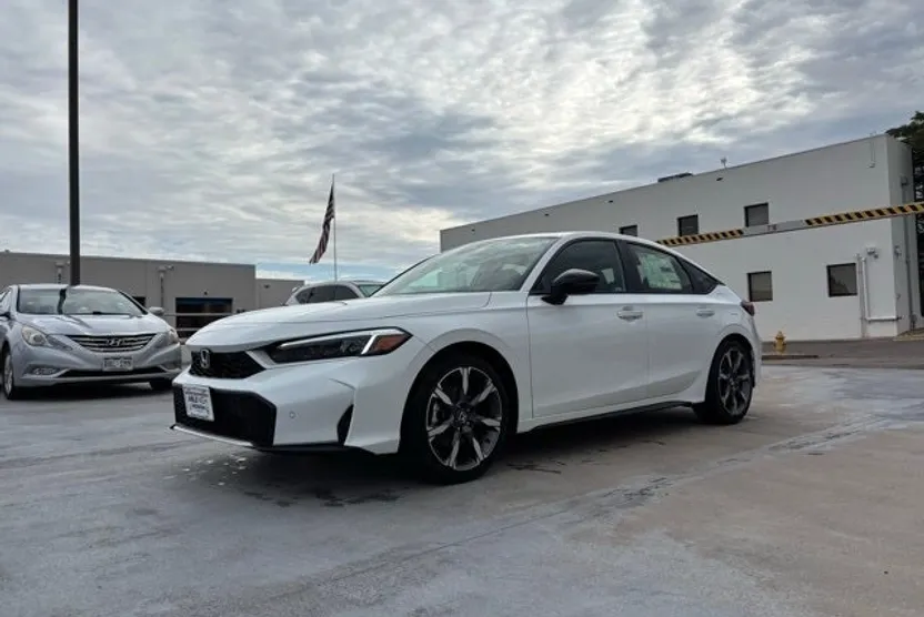 2026 Honda Civic Hybrid Sport Touring photo 1