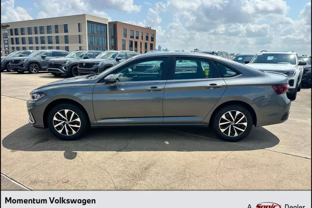 2025 Volkswagen Jetta 1.5T S photo 1