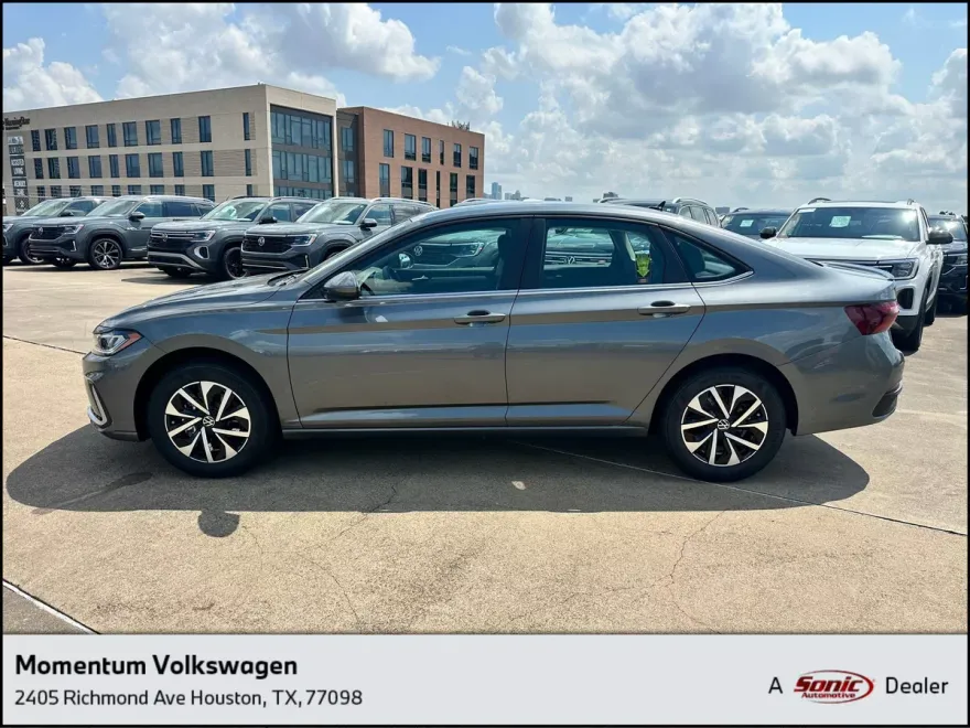 2025 Volkswagen Jetta 1.5T S photo 1