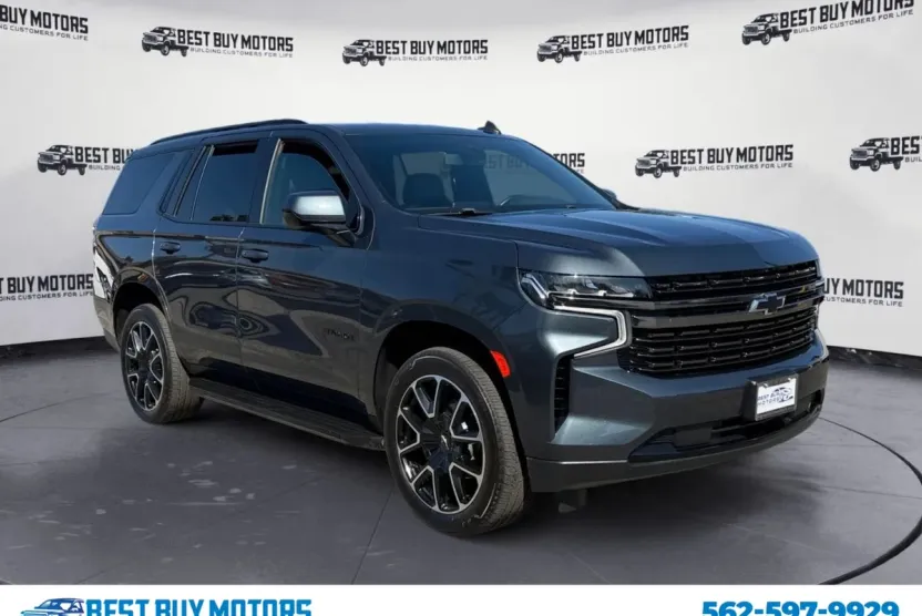 2021 Chevrolet Tahoe RST photo 1
