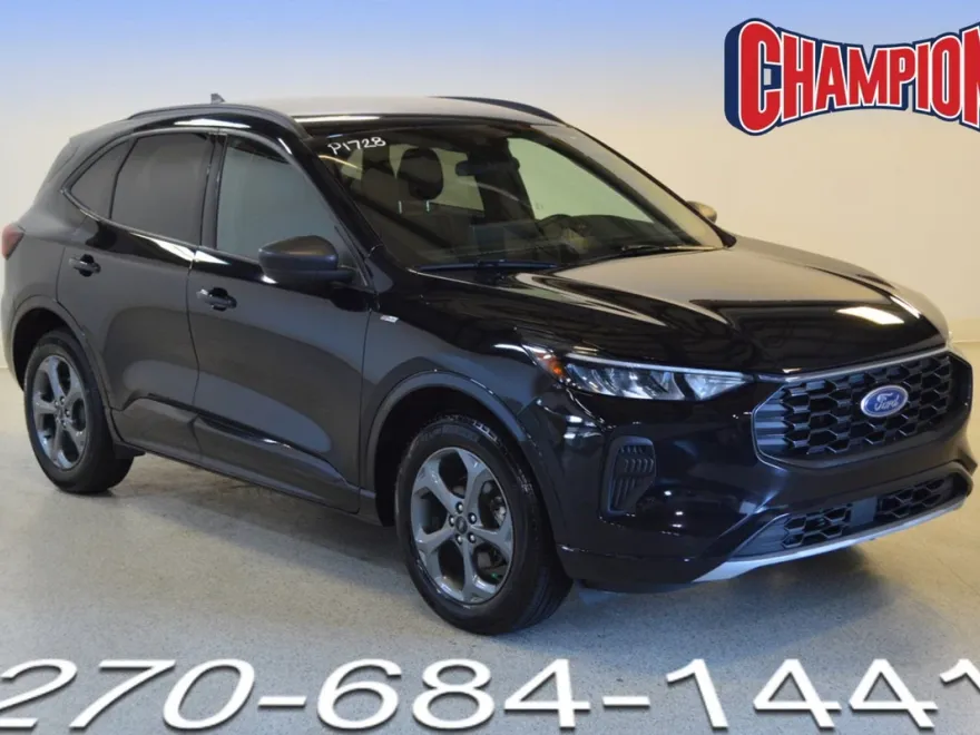 2023 Ford Escape ST-Line photo 1