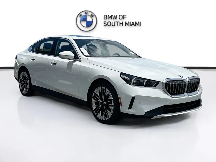 2026 Bmw 530i photo 1