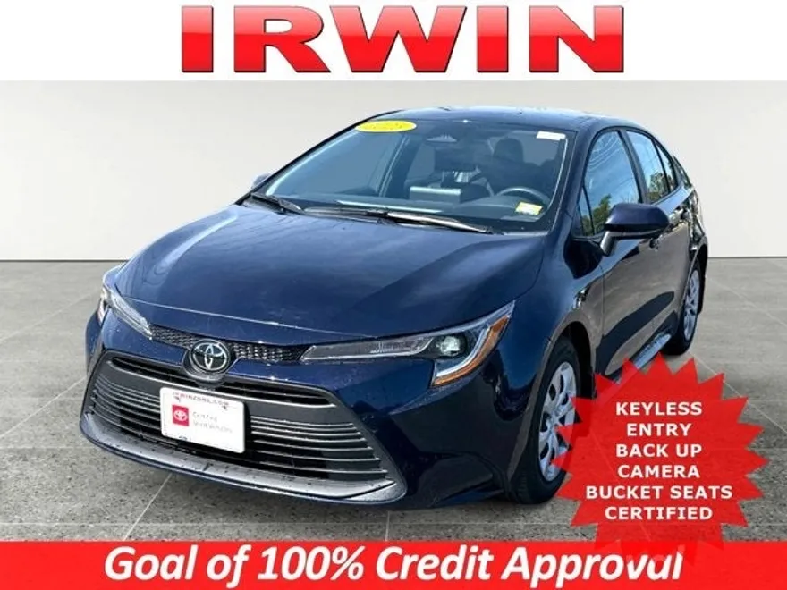 2025 Toyota Corolla LE photo 1