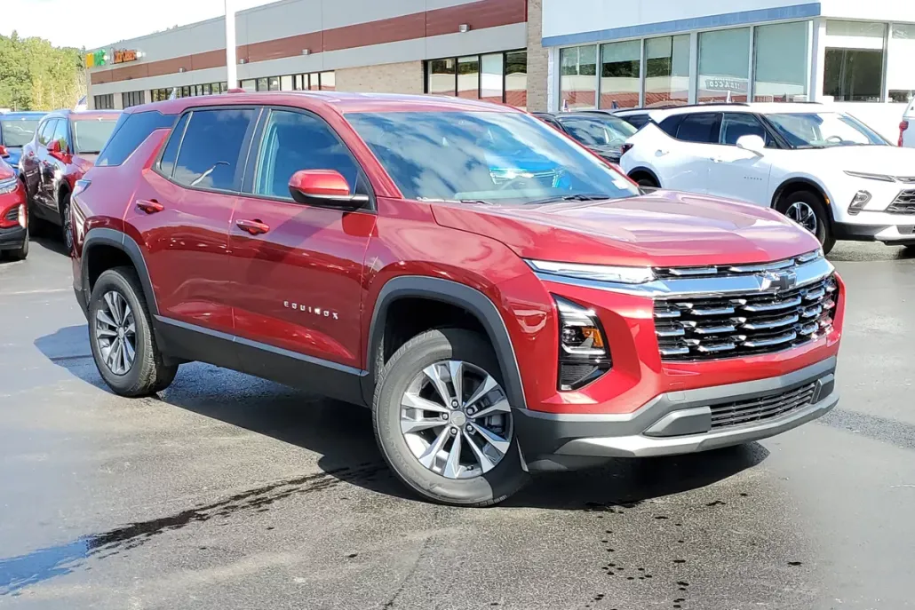 2026 Chevrolet Equinox LT photo 1