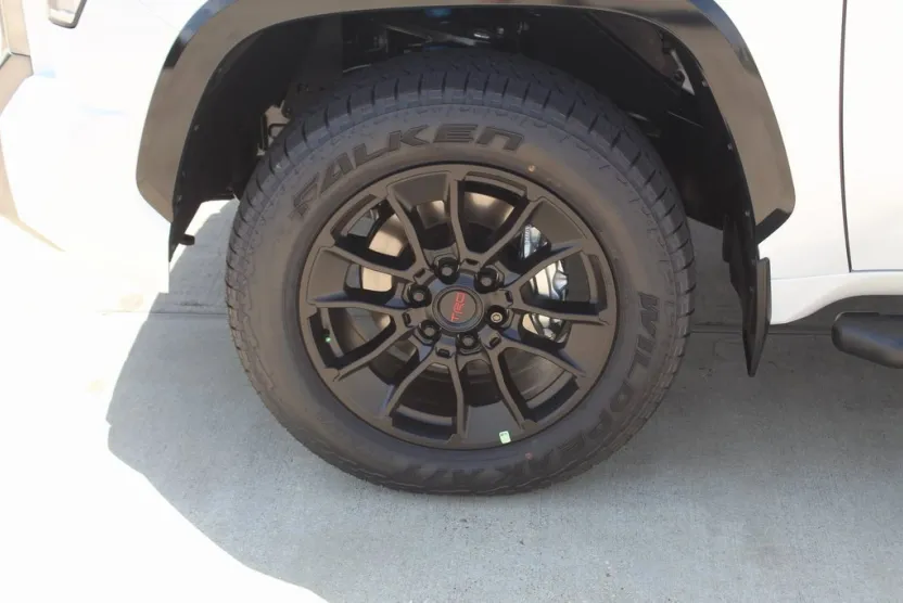2026 Toyota Tundra Platinum photo 1