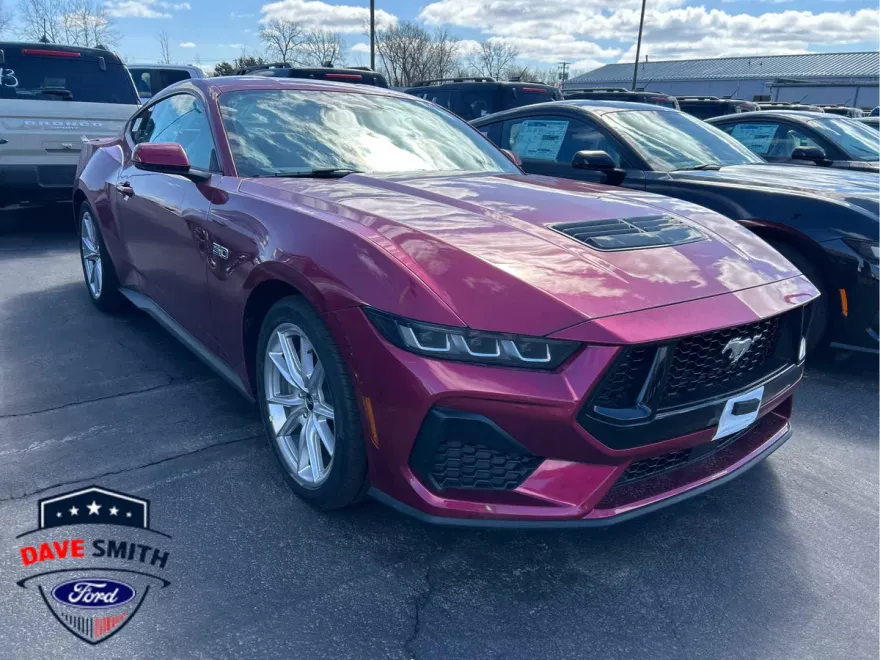 2025 Ford Mustang GT Premium photo 1