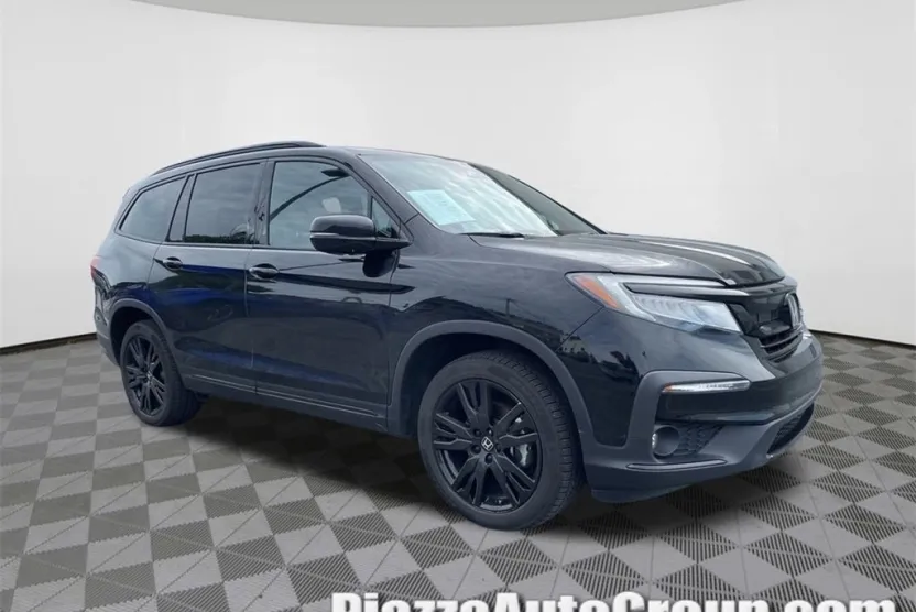 2022 Honda Pilot Black Edition photo 1