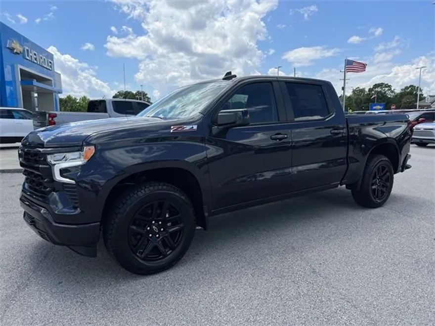 2024 Chevrolet Silverado 1500 RST photo 1