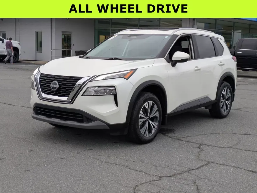 2023 Nissan Rogue SV photo 1
