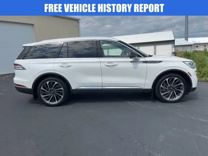 2023 Lincoln Aviator Reserve photo 1