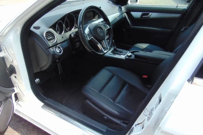 2014 Mercedes Benz C 300 4MATIC photo 1