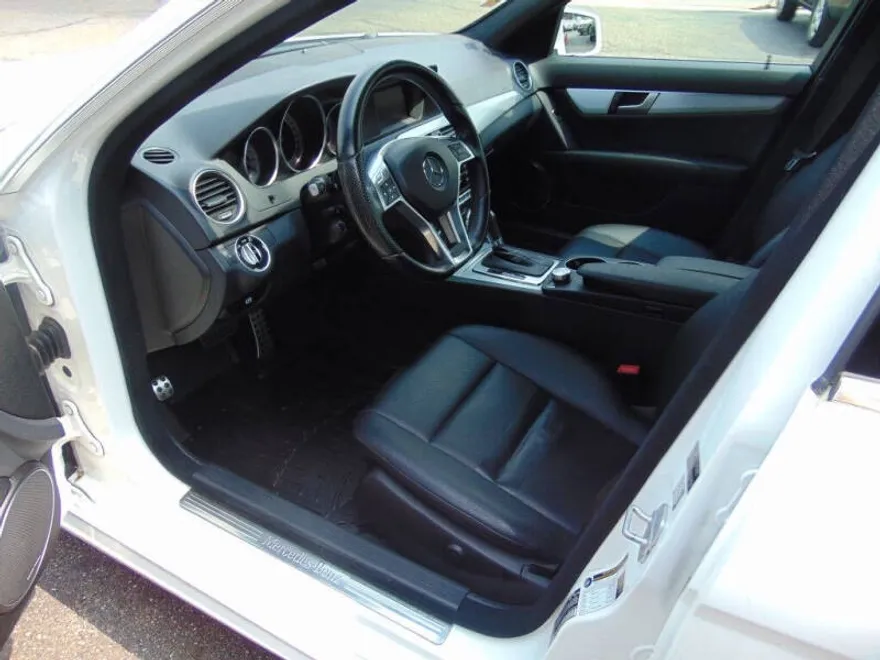 2014 Mercedes Benz C 300 4MATIC photo 1
