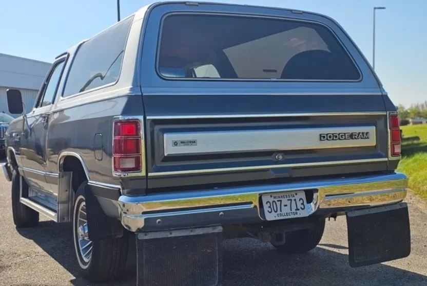 1986 Dodge Ramcharger photo 1