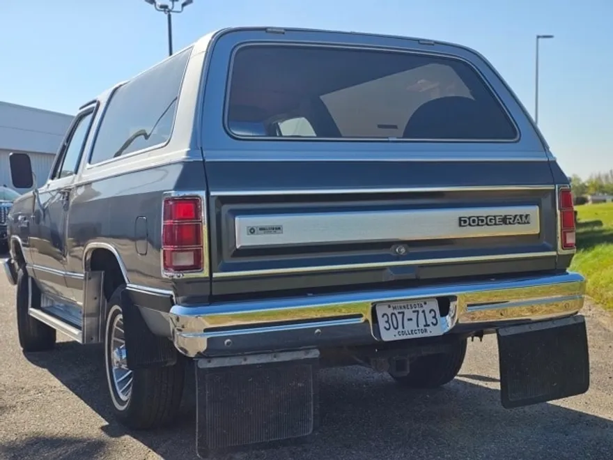 1986 Dodge Ramcharger photo 1