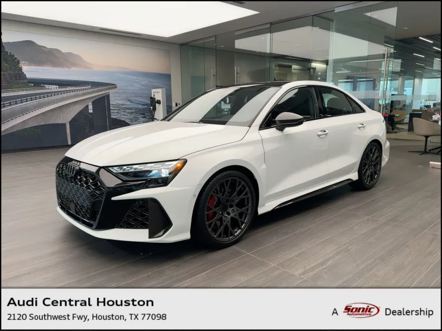 2026 Audi RS 3 Base photo 1
