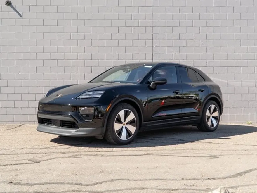 2024 Porsche Macan Electric 4 photo 1