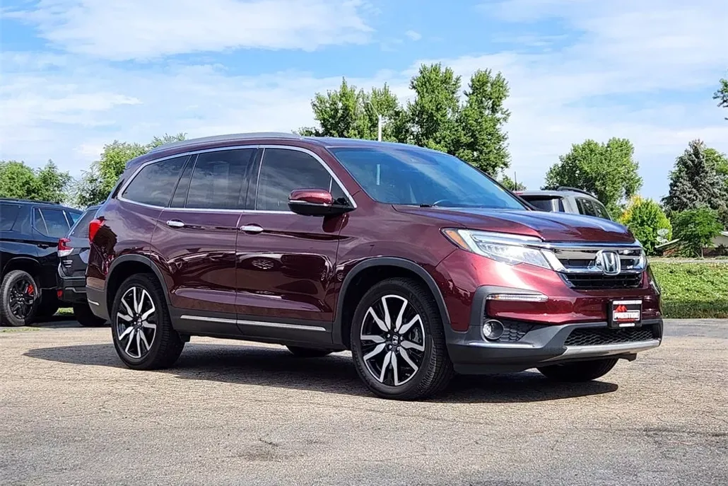 2021 Honda Pilot Touring photo 1