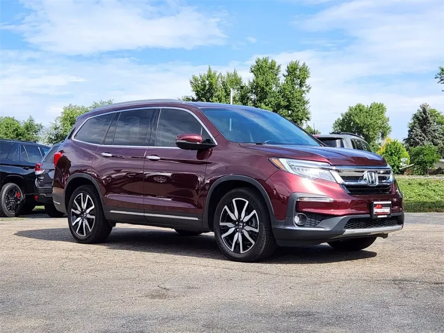 2021 Honda Pilot Touring photo 1