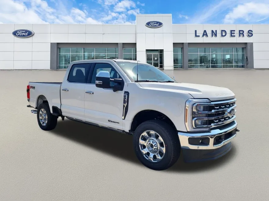 2025 Ford F-250 Lariat photo 1