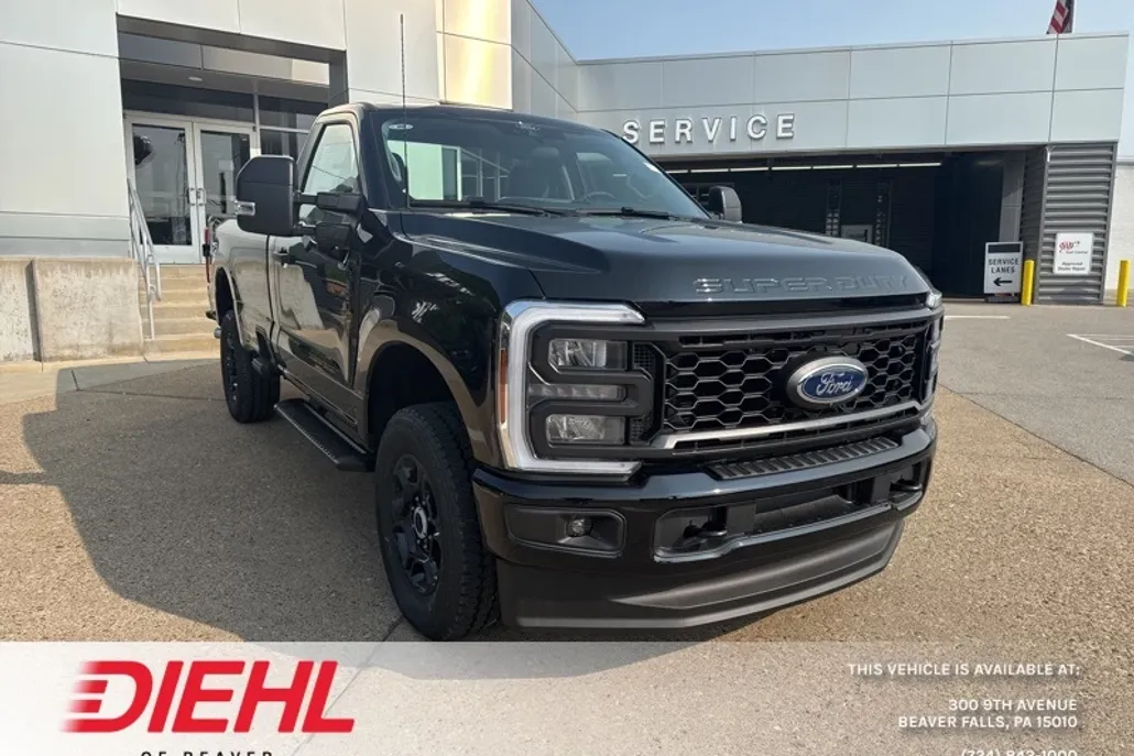 2025 Ford F-350 XL photo 1