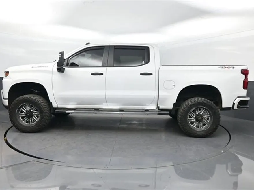 2020 Chevrolet Silverado 1500 Custom photo 1
