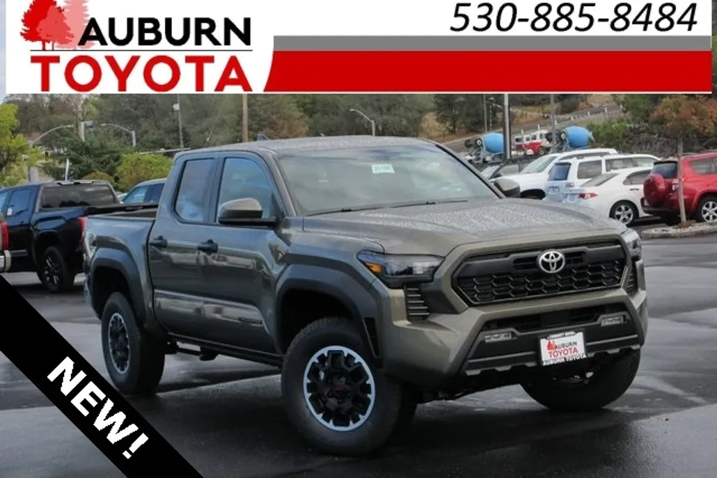 2025 Toyota Tacoma TRD Off-Road 4x4 Double Cab photo 1