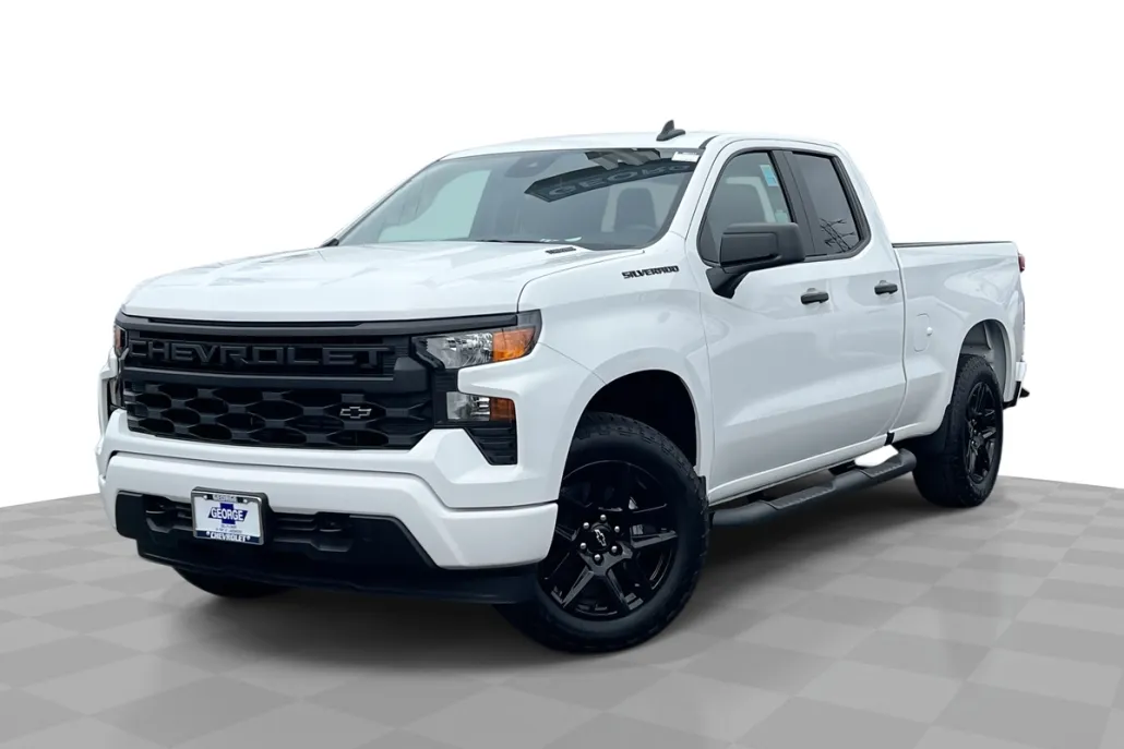 2026 Chevrolet Silverado 1500 Custom photo 1