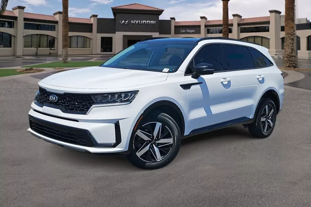 2021 Kia Sorento S photo 1