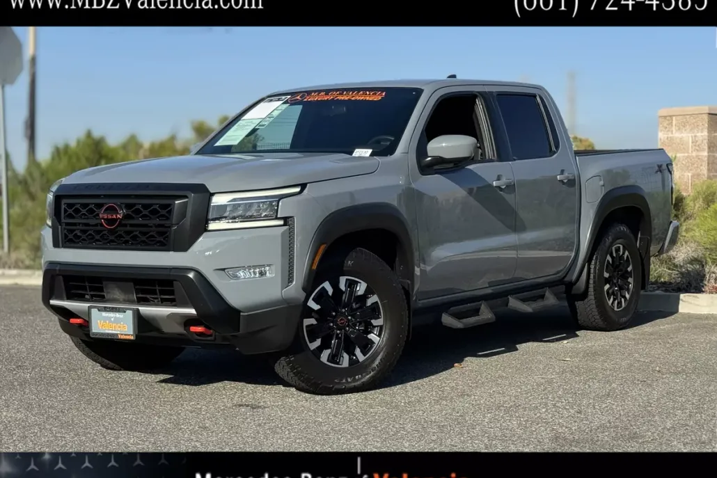 2023 Nissan Frontier PRO-X photo 1