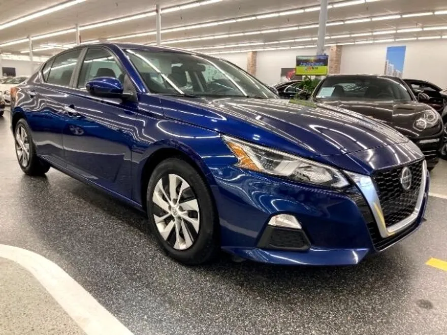 2020 Nissan Altima 2.5 S photo 1