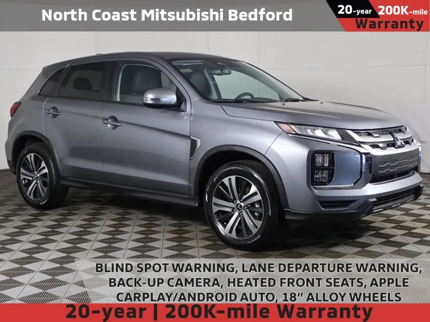 2025 Mitsubishi Outlander Sport SE photo 1