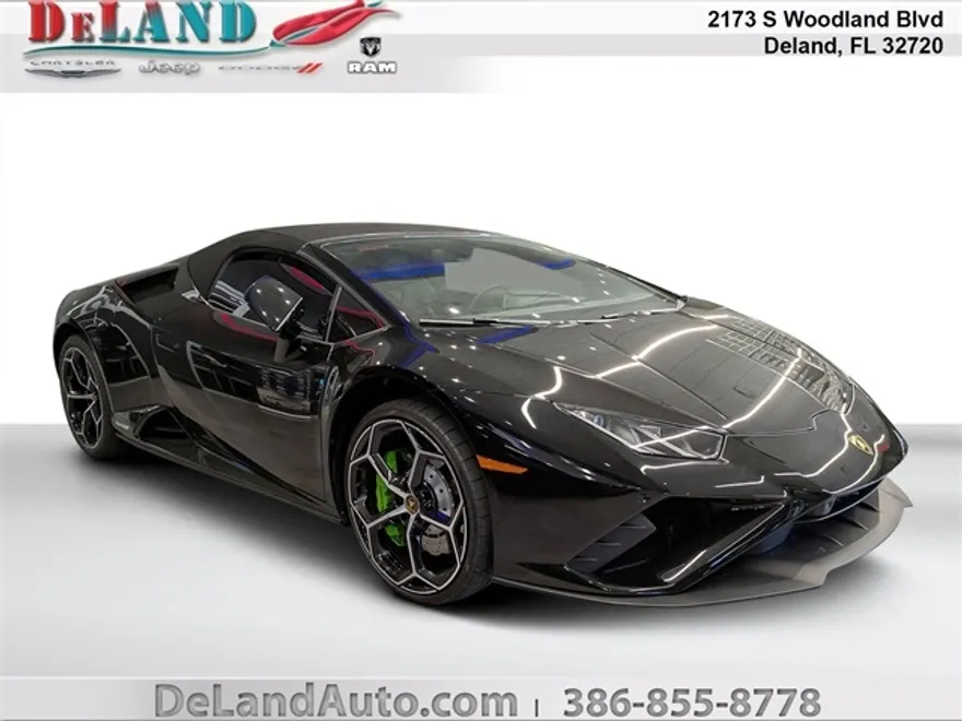 2022 Lamborghini Huracan Evo Base photo 1