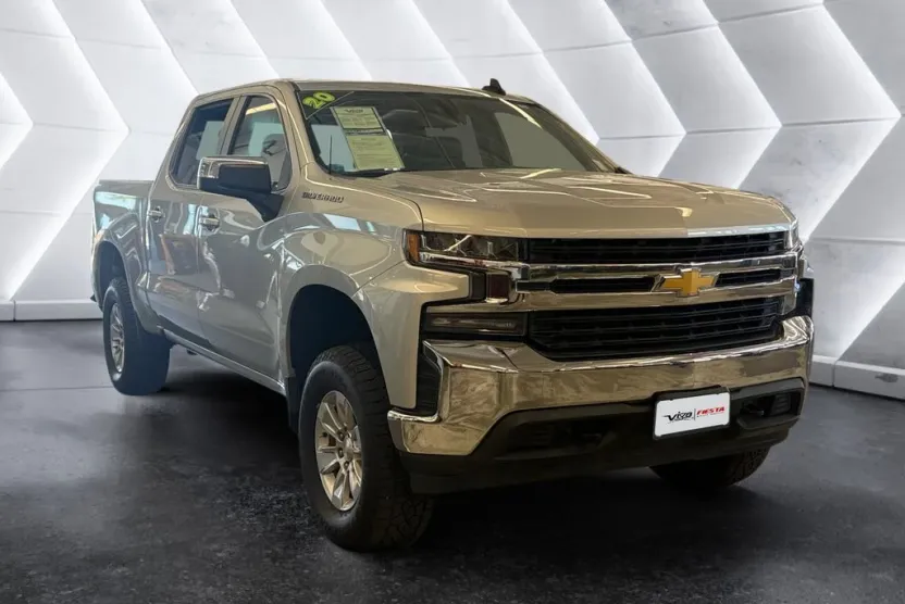 2020 Chevrolet Silverado 1500 LT photo 1