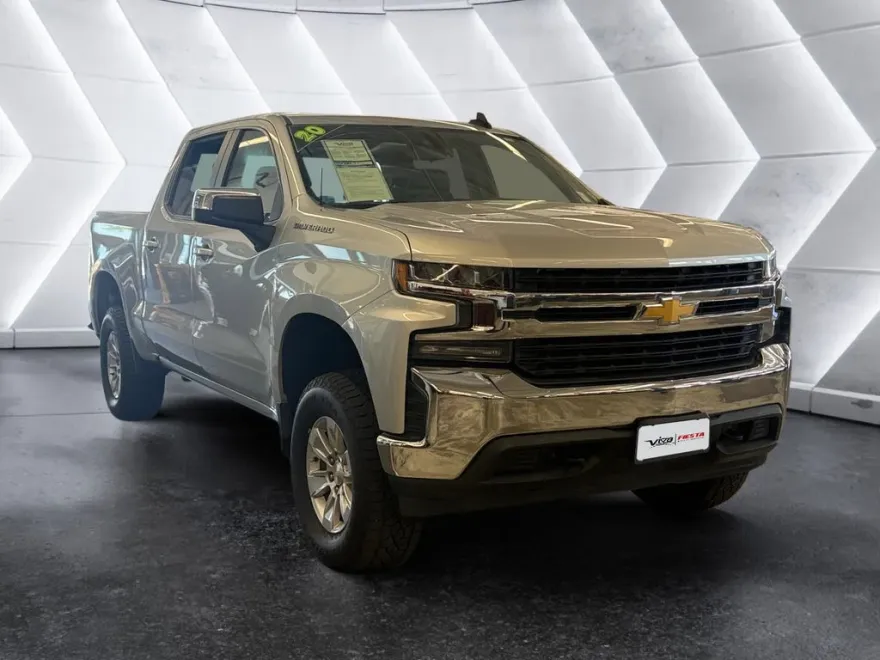 2020 Chevrolet Silverado 1500 LT photo 1
